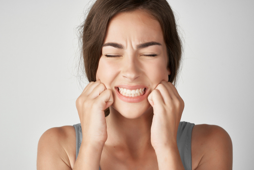 Effective Ways to Ease Tooth Pain While You Sleep